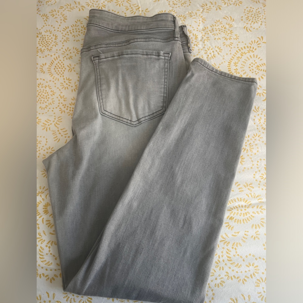 Old Navy Rockstar skinny jeans